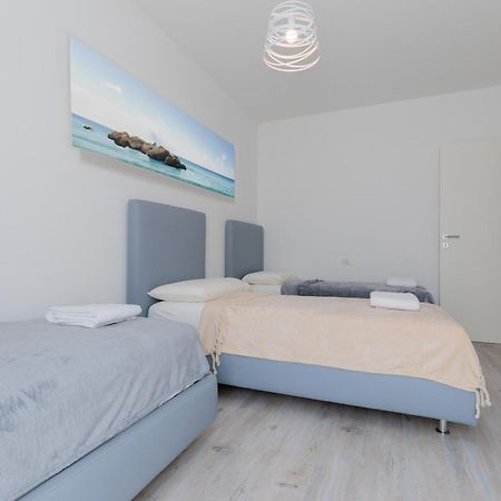 Wave Island! Luxury Resort A Jesolo - Piscina E Park Free! Zewnętrze zdjęcie